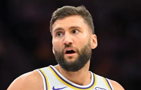 里夫斯谈克勒贝尔：他每次上场都会全力以赴，他应受到表扬